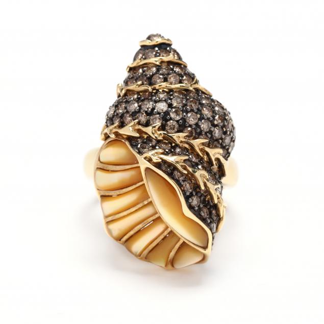 gold-and-gem-set-shell-motif-ring