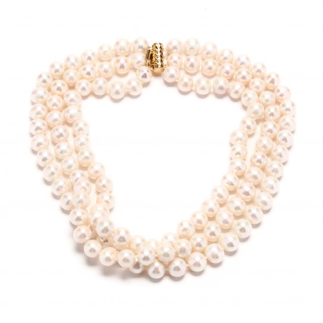 triple-strand-pearl-necklace