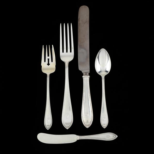 dominick-haff-i-colonial-antique-i-sterling-silver-flatware-service