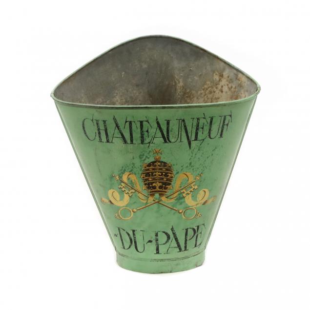 chateauneuf-du-pape-grape-harvest-bucket
