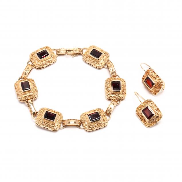 gold-and-garnet-suite