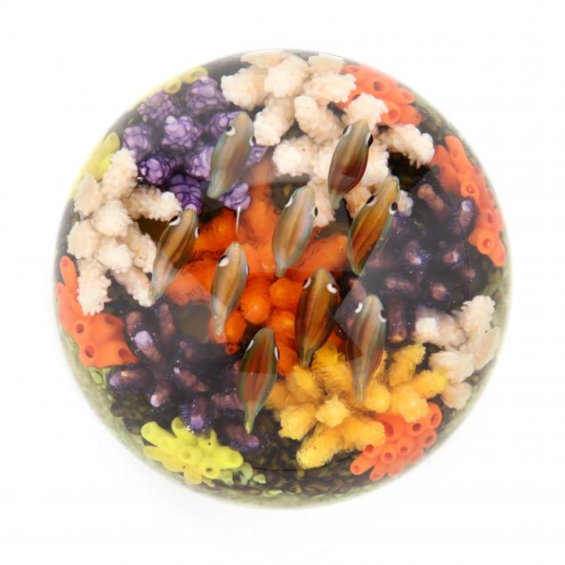 cathy-richardson-school-of-fish-art-glass-paperweight