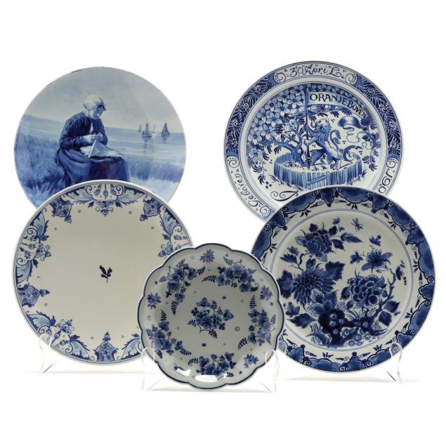 group-of-five-royal-delft-plates