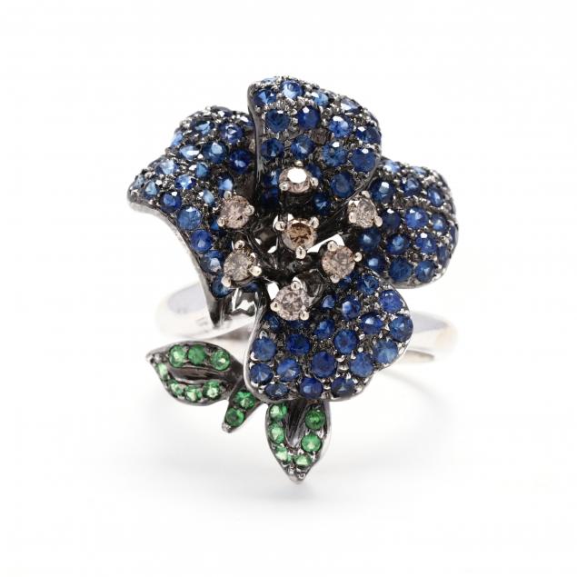 14kt-white-gold-and-gem-set-flower-ring