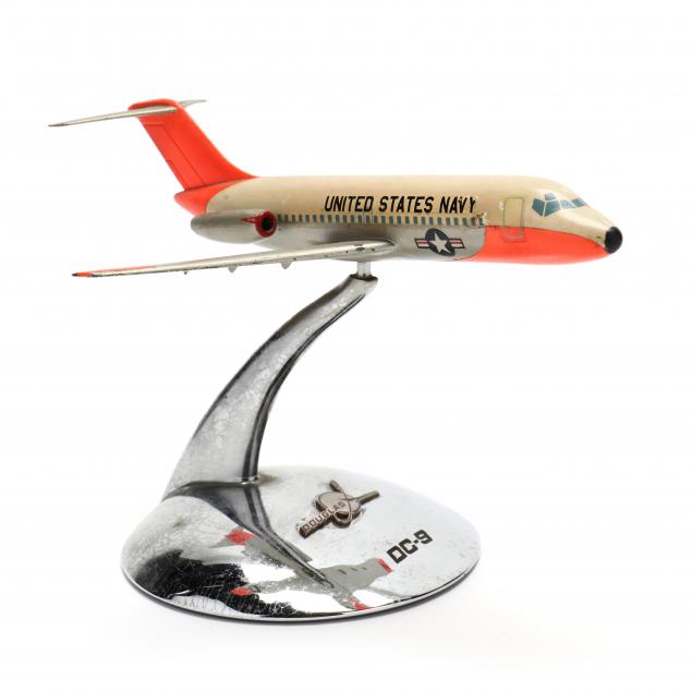 vintage-diecast-douglas-dc-9-model-jet