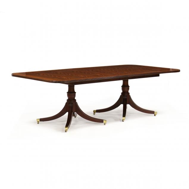 henkel-harris-federal-style-banded-mahogany-banquet-dining-table