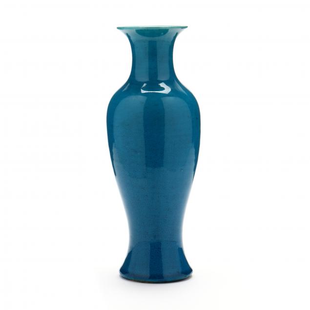 a-chinese-monochrome-turquoise-glazed-vase