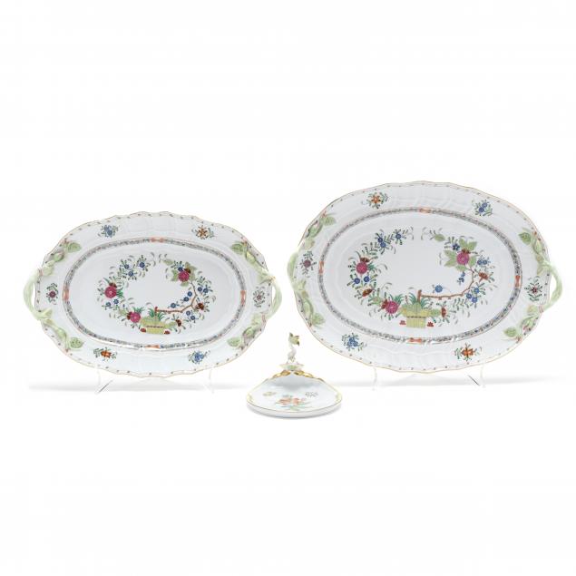 herend-two-i-indian-basket-multicolor-i-serving-trays-and-i-queen-victoria-i-dish
