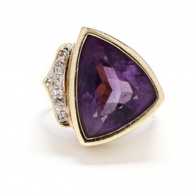 gold-amethyst-and-diamond-ring