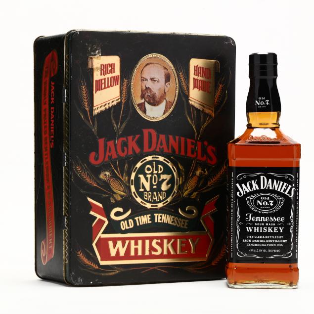 jack-daniel-s-whiskey-bottle-flask-gift-set