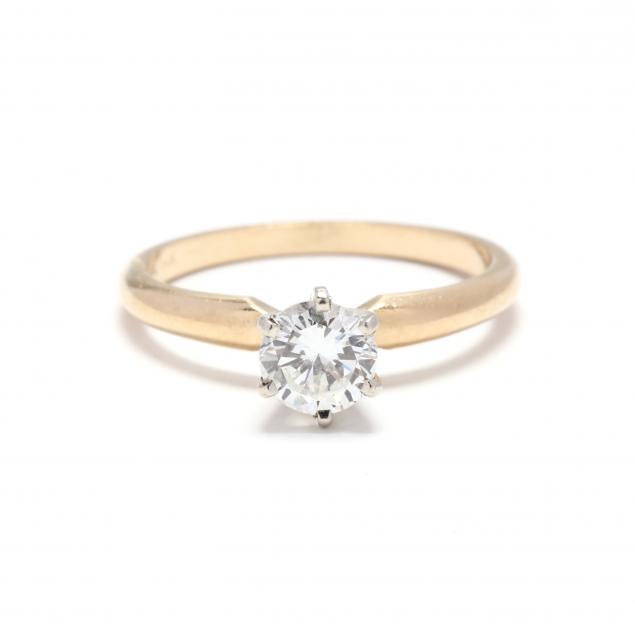 gold-and-diamond-ring