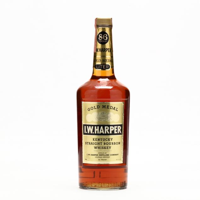 i-w-harper-bourbon-whiskey