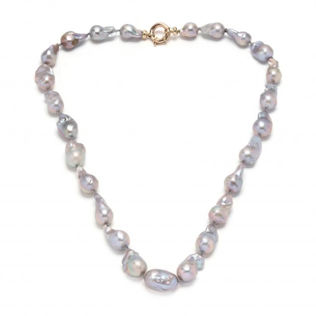 single-strand-baroque-pearl-necklace