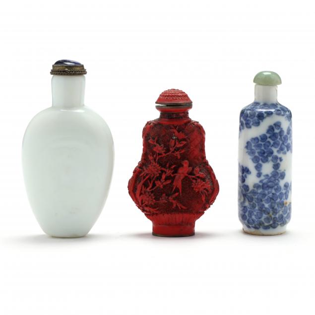 three-chinese-snuff-bottles