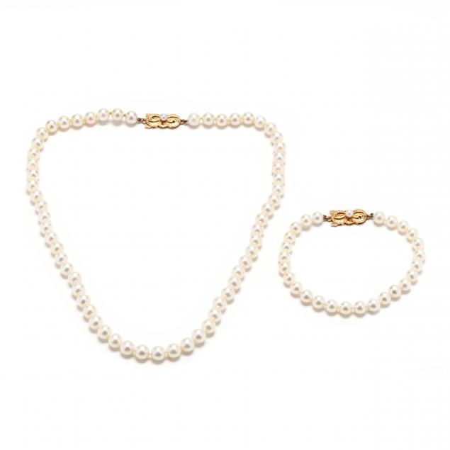 gold-and-pearl-necklace-and-bracelet-mikimoto