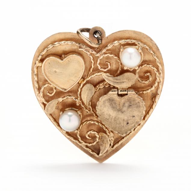 gold-heart-charm