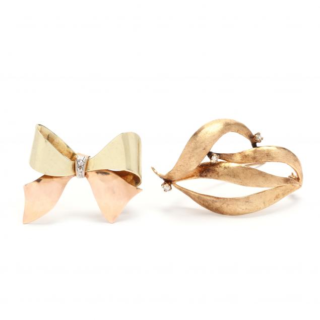 two-retro-gold-and-diamond-brooches