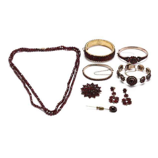 group-of-vintage-garnet-jewelry-items