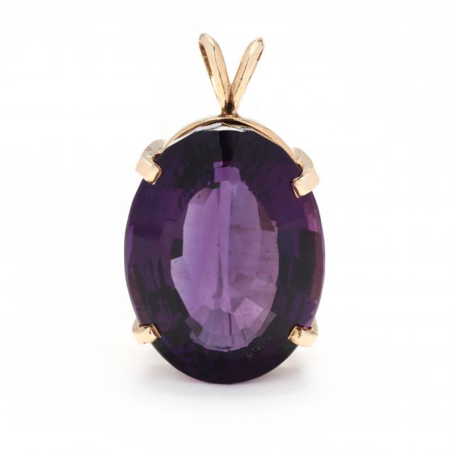 gold-and-amethyst-pendant