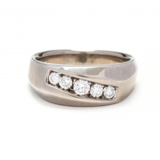 gent-s-white-gold-and-diamond-ring-diamour