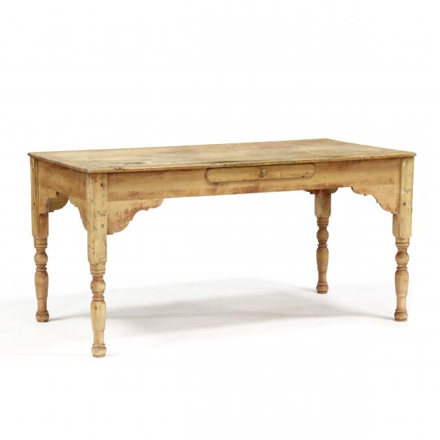 custom-continental-pine-farm-table