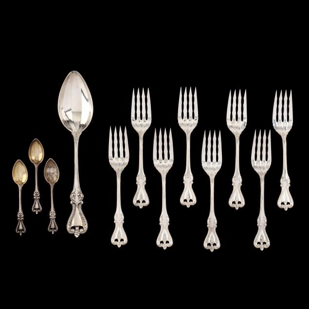 towle-i-old-colonial-i-sterling-silver-flatware