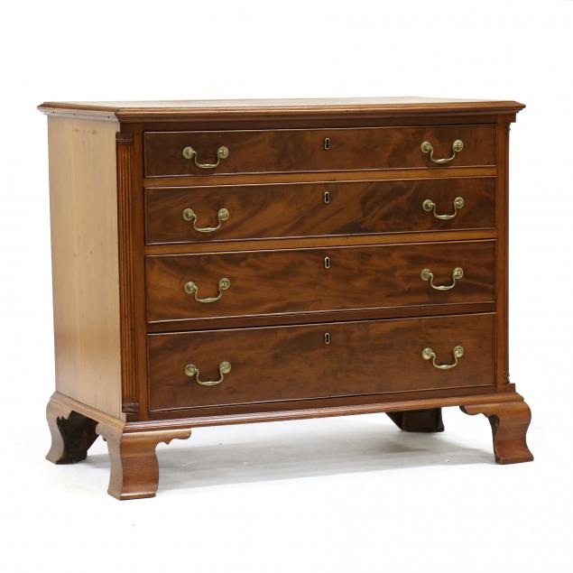 pennsylvania-chippendale-mahogany-chest-of-drawers