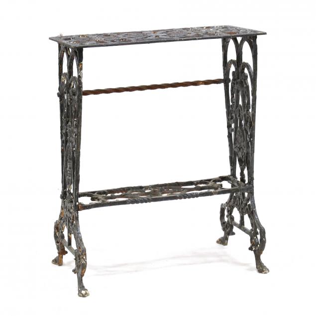 vintage-cast-iron-table