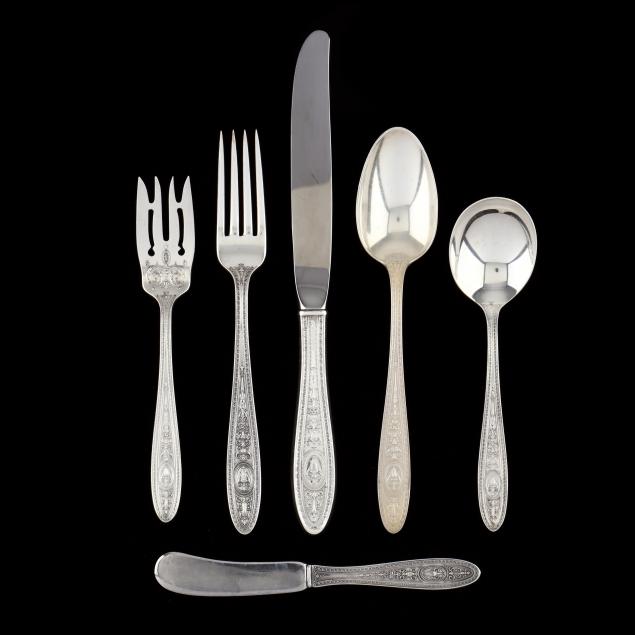 international-i-wedgwood-i-flatware-service