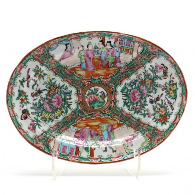 a-chinese-export-porcelain-rose-medallion-oval-serving-dish