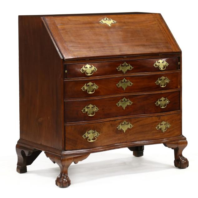 massachusetts-chippendale-mahogany-reverse-serpentine-slant-front-desk