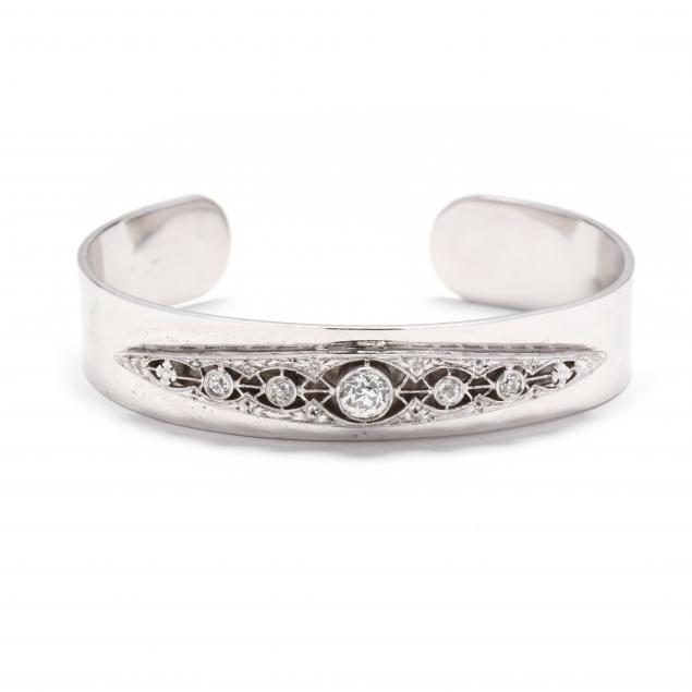 white-gold-and-diamond-cuff-bracelet