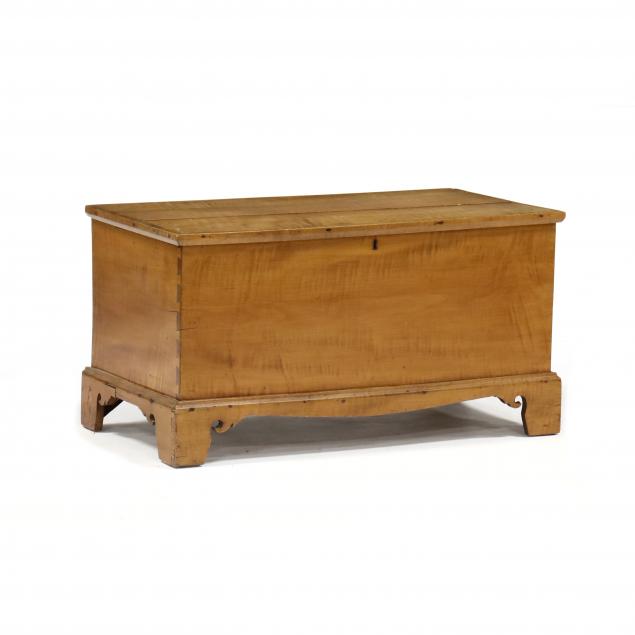 mid-atlantic-chippendale-figured-maple-blanket-chest