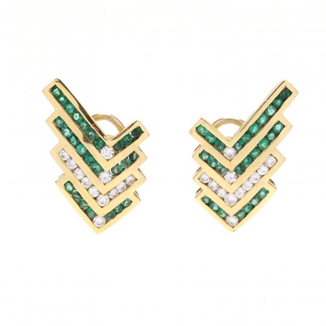 gold-diamond-and-emerald-earrings