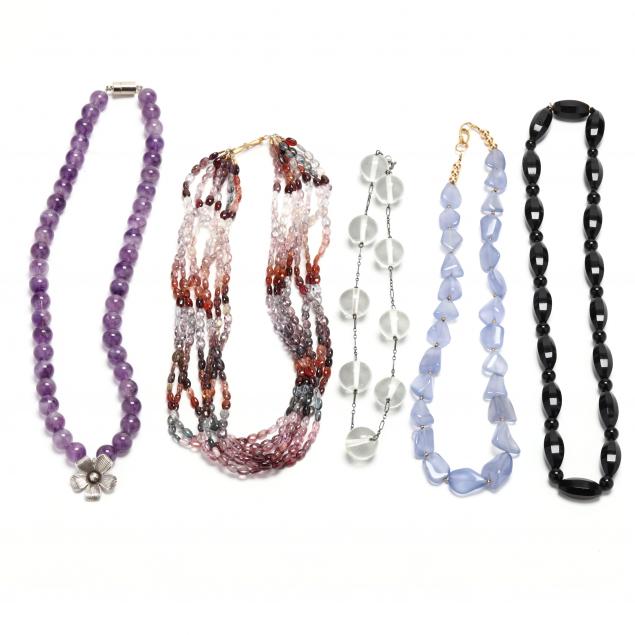 five-bead-necklaces