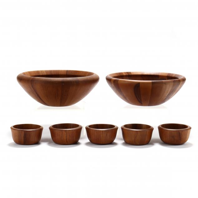 dansk-a-grouping-of-teak-salad-serving-bowls