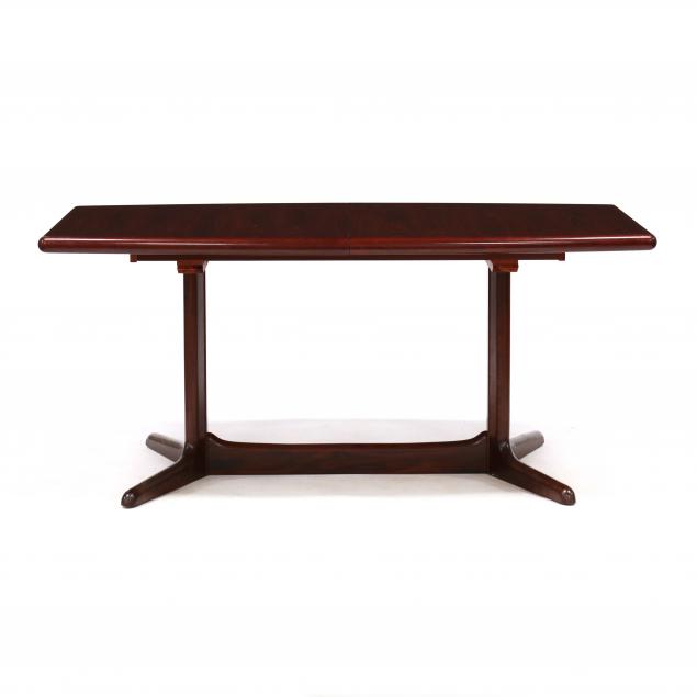 skovby-teak-dining-table-with-two-leaves