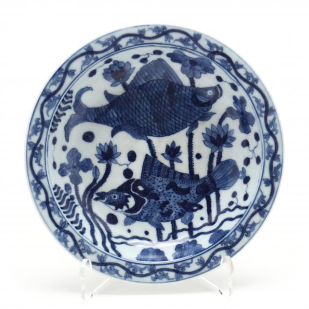 a-chinese-blue-and-white-porcelain-dish-with-fish