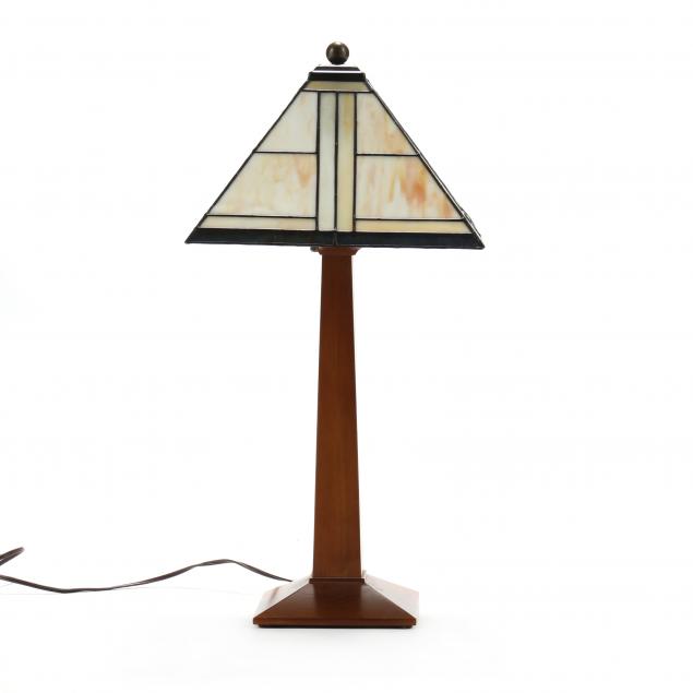 stickley-mission-style-leaded-glass-and-cherry-table-lamp