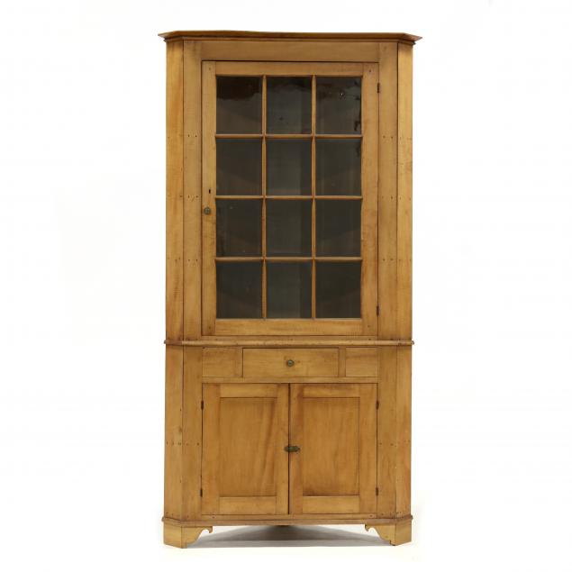 mid-atlantic-federal-figured-maple-corner-cupboard