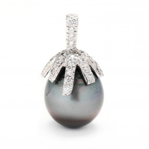 white-gold-tahitian-pearl-and-diamond-pendant