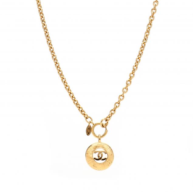 vintage-goldtone-logo-necklace-chanel