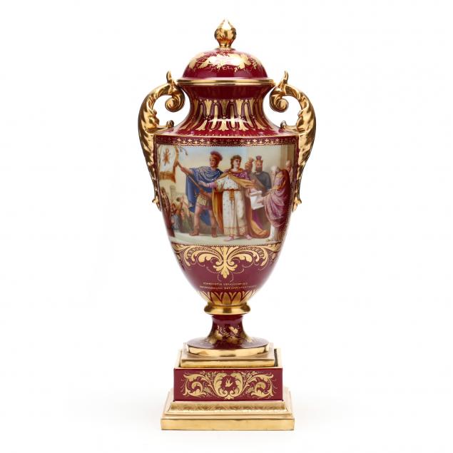 royal-vienna-style-covered-urn