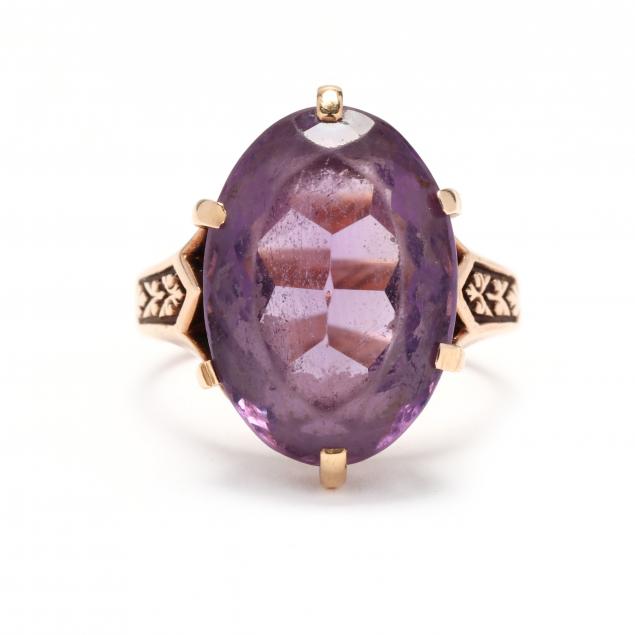 antique-gold-and-amethyst-ring