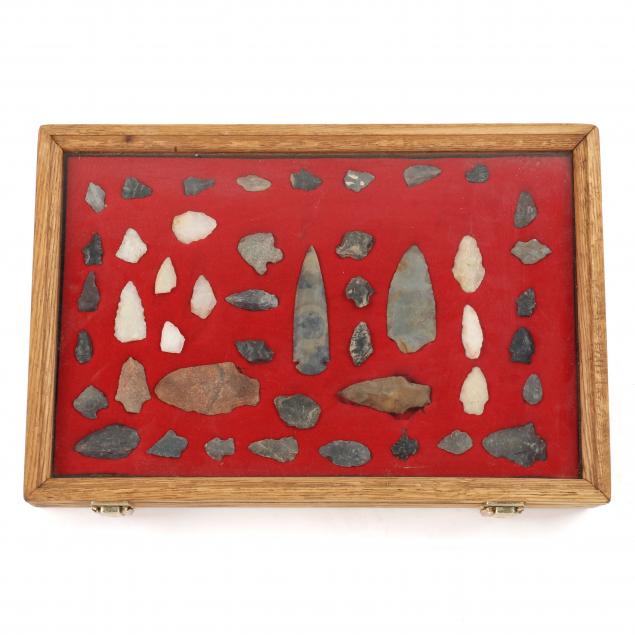wooden-case-with-46-american-indian-projectile-points