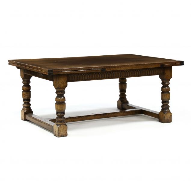 william-and-mary-style-oak-draw-leaf-dining-table