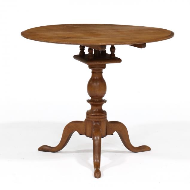 american-queen-anne-mahogany-tilt-top-tea-table