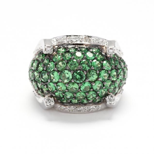 white-gold-tsavorite-garnet-and-diamond-ring