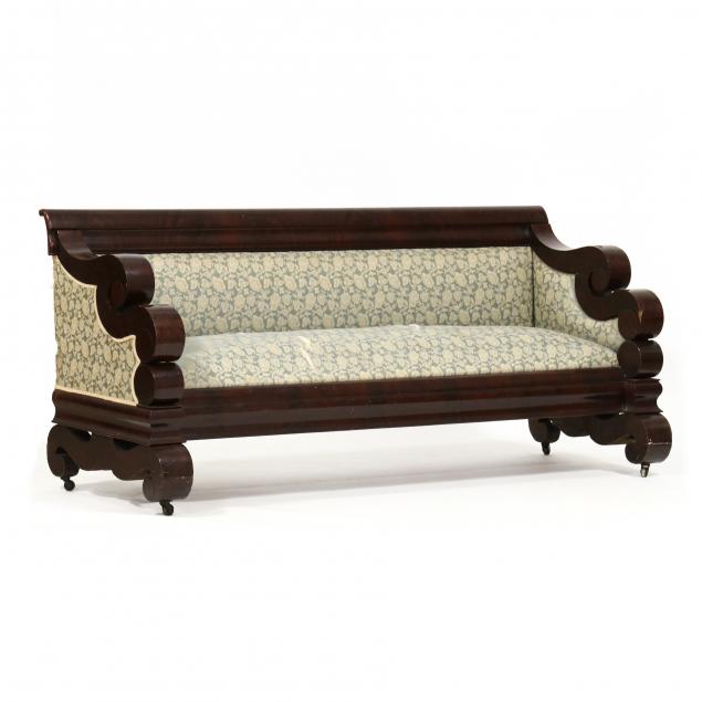 american-late-classical-mahogany-sofa