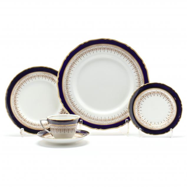 royal-worcester-57-pieces-of-i-regency-blue-i-bone-china-dinnerware